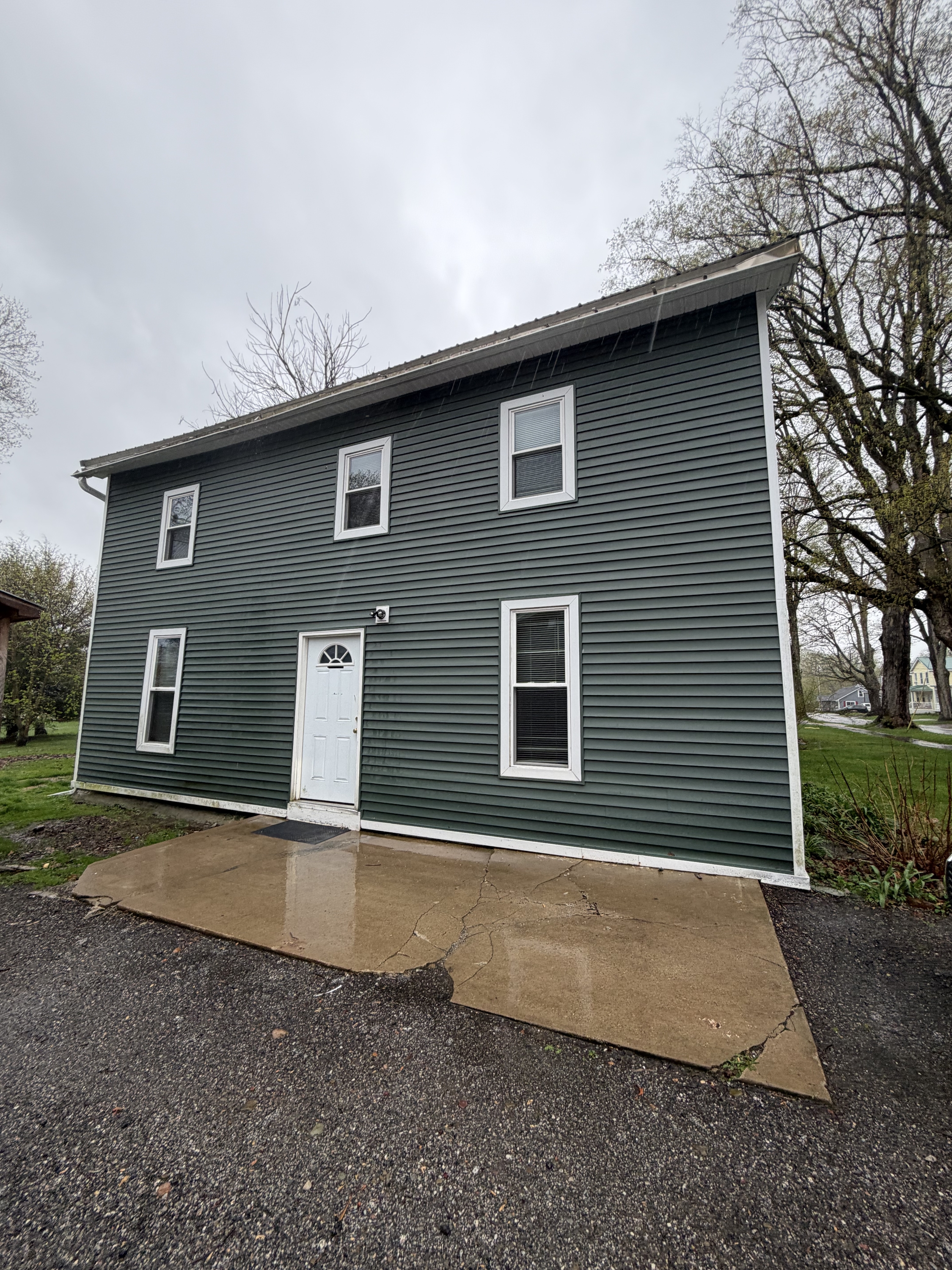 125 W2nd St
